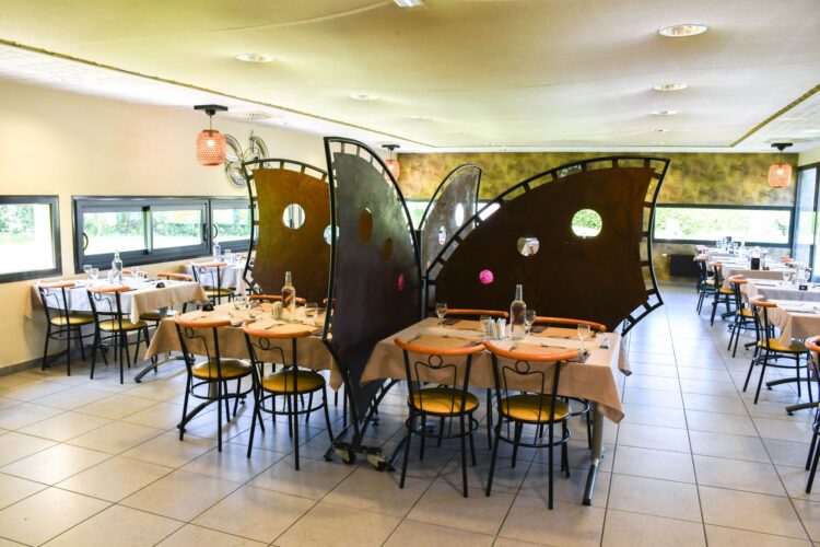 salle, location, Bréal-sous-Montfort